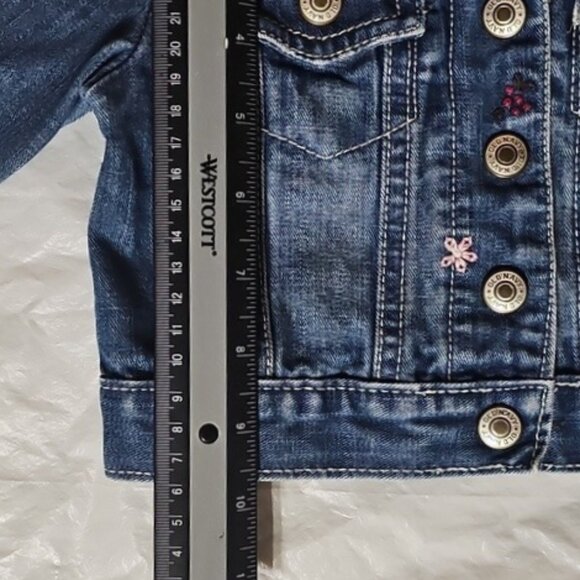 Old Navy Baby Girl Size 6-12 Months Jean Jacket with Embroidered Flowers Detail - Picture 16 of 16